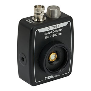 DET30B2 - Ge Detector, 800 - 1800 nm, 650 ns Rise Time, 7.1 mm², Universal 8-32 / M4 Mounting Holes